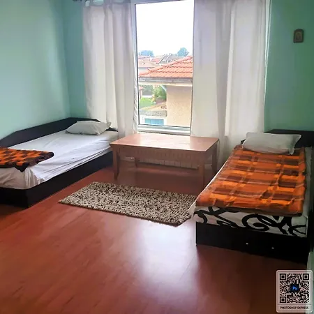 Апартаменты Uspeh Bg *