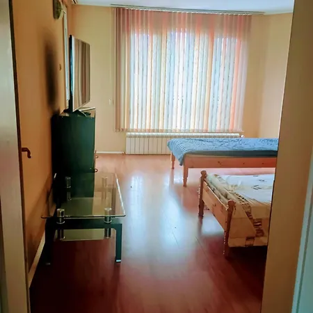 Apartment Uspeh Bg *